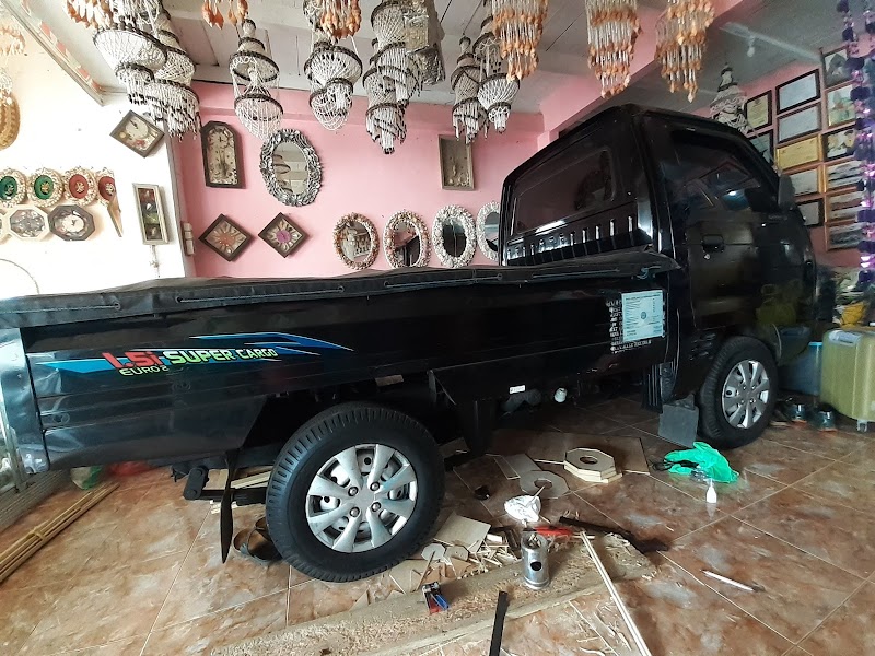 Iyann Transportasi: Solusi Angkut Barang Cilacap yang Handal